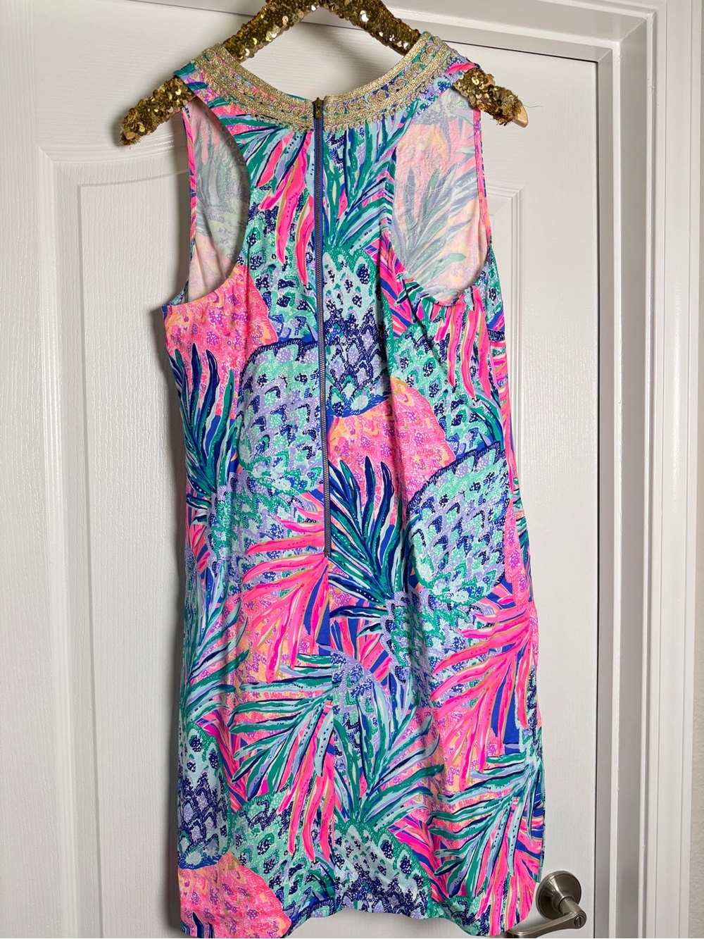 Lilly Pulitzer Carlotta stretch shift dress in Gypset Paradise with gold trim - Picture 4 of 4